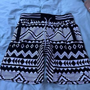 Retro district shorts men